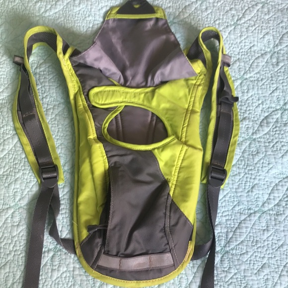 CamelBak hydration Pack 50 oz - Picture 3 of 6